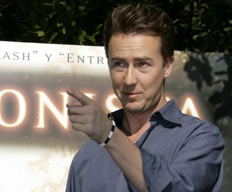Edward Norton in Rome meet the public