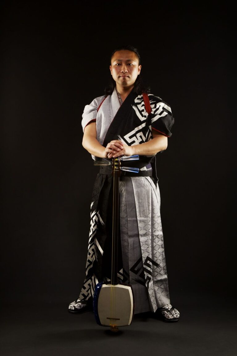 Notes of the tsugaru shamisen with Ohno Keisho